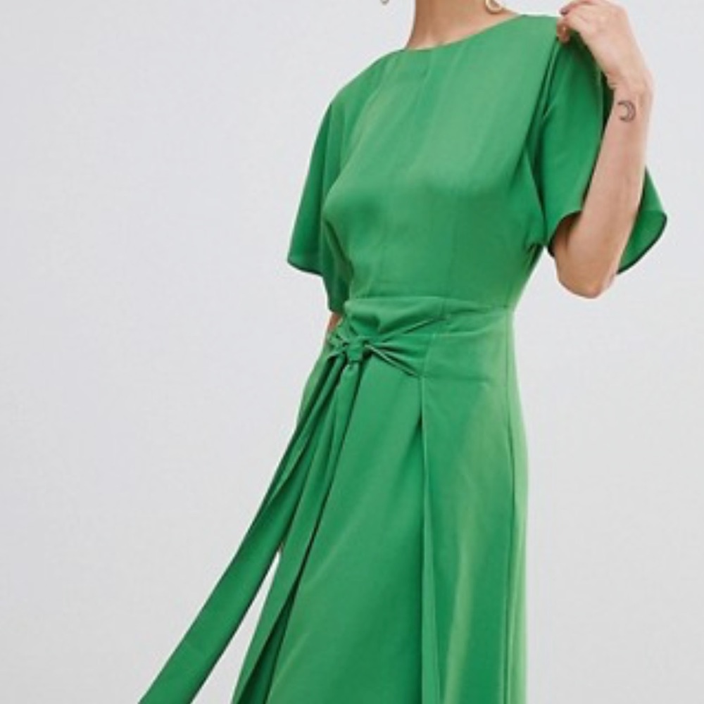 Green kimono dress. In beautiful condition.